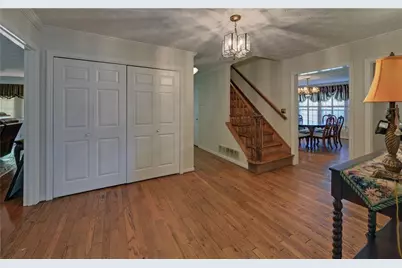 3341 Edgewood Circle, Gainesville, GA 30506 - Photo 5