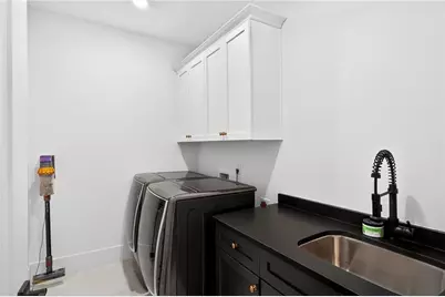 510 Windsor Parkway, Atlanta, GA 30342 - Photo 39