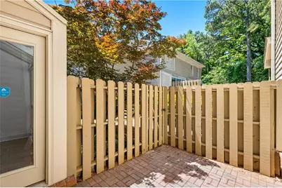 46 Mount Vernon Circle, Atlanta, GA 30338 - Photo 5
