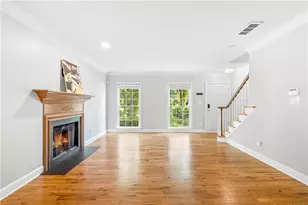 46 Mt Vernon Cir, Atlanta, GA 30338 - Photo 7