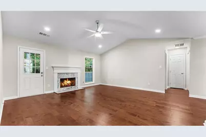 1100 Avalon Drive, Lawrenceville, GA 30044 - Photo 9