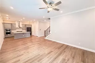 820 Pennington View Ln, Alpharetta, GA 30004 - Photo 3