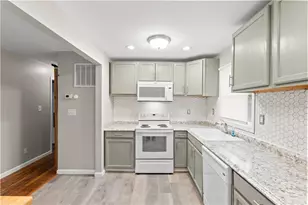 2161 Rochelle Way SW, Atlanta, GA 30349 - Photo 15