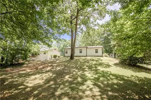 4181 Warren Rd, Flowery Branch, GA 30542 - Photo 7