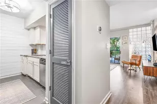 275 13th St NE, Atlanta, GA 30309 - Photo 11