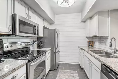 275 13th Street NE #210, Atlanta, GA 30309 - Photo 3