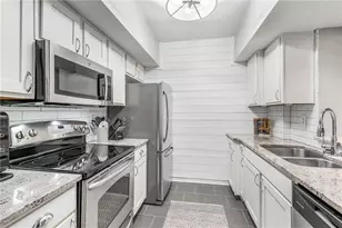275 13th St NE, Atlanta, GA 30309 - Photo 3