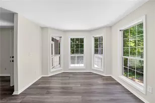 1009 Bexhill Dr, Lawrenceville, GA 30043 - Photo 9
