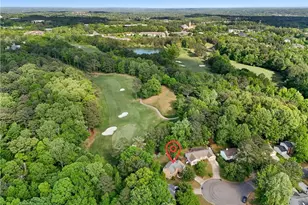 11255 Abbotts Station Dr, Duluth, GA 30097 - Photo 5