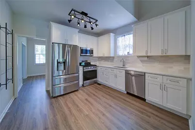 8160 Castleberry Farms Drive, Gainesville, GA 30506 - Photo 15