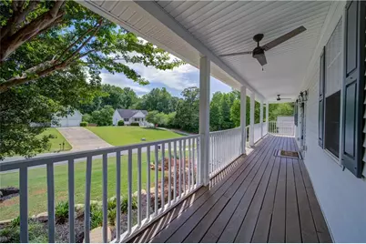8160 Castleberry Farms Drive, Gainesville, GA 30506 - Photo 3