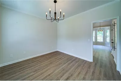 8160 Castleberry Farms Drive, Gainesville, GA 30506 - Photo 11