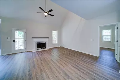 8160 Castleberry Farms Drive, Gainesville, GA 30506 - Photo 7