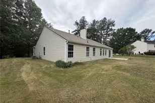 410 Crestbend Ln, Powder Springs, GA 30127 - Photo 3