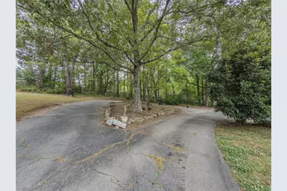 2960 Greenvalley Road, Snellville, GA 30078 - Photo 3