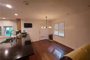 2401 Chauncey Ln SW, Marietta, GA 30064 - Photo 9