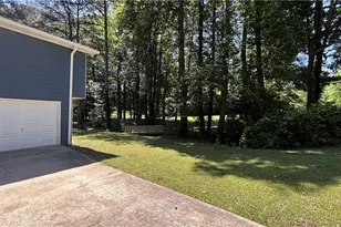 2945 Barrett Ct, Powder Springs, GA 30127 - Photo 33