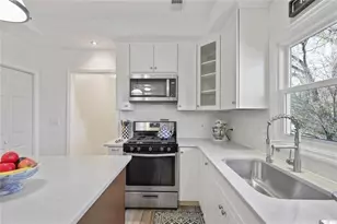 131 Holiday Street NE, Marietta, GA 30060 - Photo 11