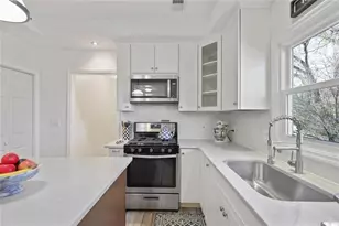 131 Holiday Street NE, Marietta, GA 30060 - Photo 11
