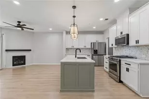 1339 Endicott Ct, Cumming, GA 30041 - Photo 5