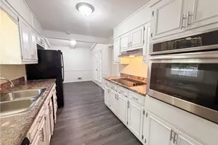 6330 Tahoe Dr, Atlanta, GA 30349 - Photo 11