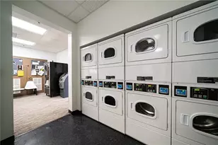 795 Hammond Dr, Atlanta, GA 30328 - Photo 27
