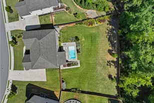 5911 Ashley Falls Ln, Flowery Branch, GA 30542 - Photo 3