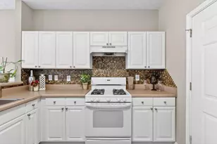 128 Creekwood Dr, Woodstock, GA 30188 - Photo 13