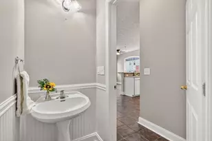 128 Creekwood Dr, Woodstock, GA 30188 - Photo 17