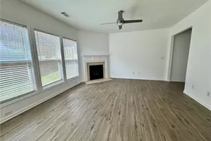 1598 Gardner Park Dr, Lawrenceville, GA 30043 - Photo 15