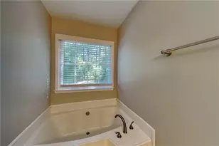 122 Sherwood Forest Dr, Douglasville, GA 30134 - Photo 7
