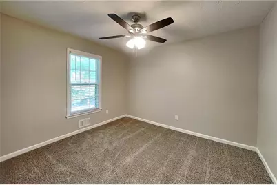 122 Sherwood Forest Drive, Douglasville, GA 30134 - Photo 9