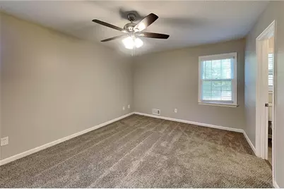 122 Sherwood Forest Drive, Douglasville, GA 30134 - Photo 5