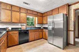 2955 Ascot Ln, Roswell, GA 30076 - Photo 17