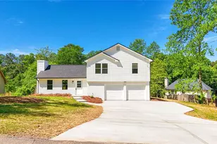 4084 Dollar Cir, Suwanee, GA 30024 - Photo 3