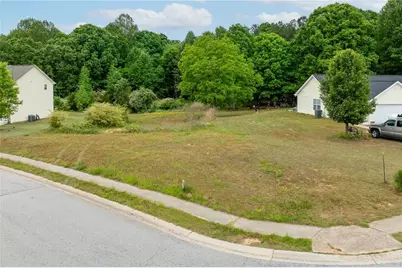 3404 Silver Wood Walk, Gainesville, GA 30507 - Photo 3