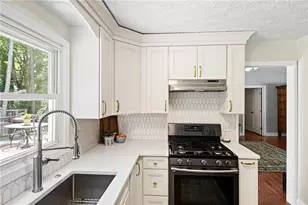 390 Sarsen Trail NW, Marietta, GA 30064 - Photo 17