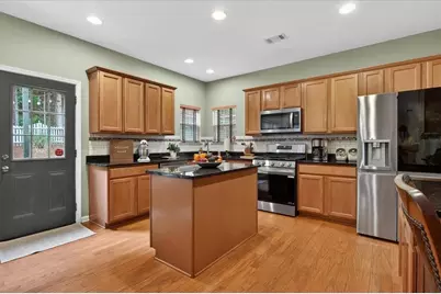 487 Highlands Loop, Woodstock, GA 30188 - Photo 3