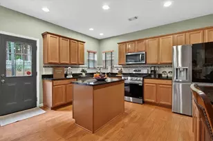 487 Highlands Loop, Woodstock, GA 30188 - Photo 3