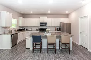 317 Pinewood Dr, Woodstock, GA 30189 - Photo 3