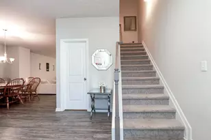 317 Pinewood Dr, Woodstock, GA 30189 - Photo 9