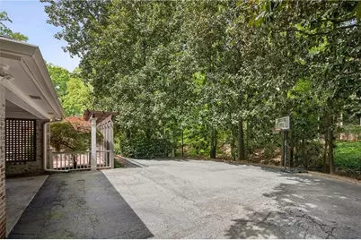 1209 Paces Forest Drive NW, Atlanta, GA 30327 - Photo 57