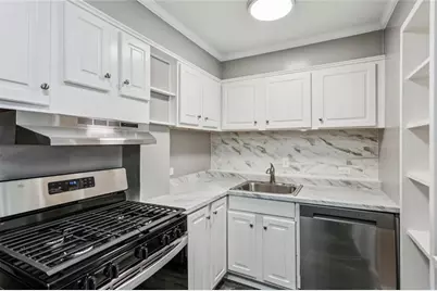 2285 Peachtree Road NE #404, Atlanta, GA 30309 - Photo 5