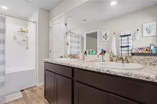 424 Toronto Cir, Hampton, GA 30228 - Photo 13