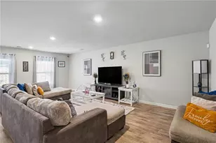 424 Toronto Cir, Hampton, GA 30228 - Photo 5