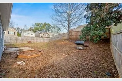2162 Capella Circle SW, Atlanta, GA 30331 - Photo 11
