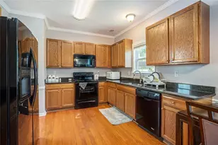 2289 Pate Brook Rd, Snellville, GA 30078 - Photo 7