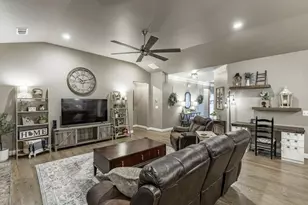 6567 Teal Trail Dr, Flowery Branch, GA 30542 - Photo 7