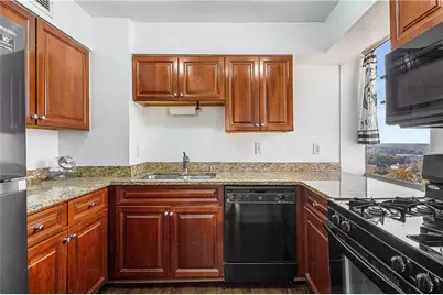 2479 Peachtree Road NE #1716, Atlanta, GA 30305 - Photo 21