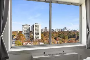 2479 Peachtree Rd NE, Atlanta, GA 30305 - Photo 29